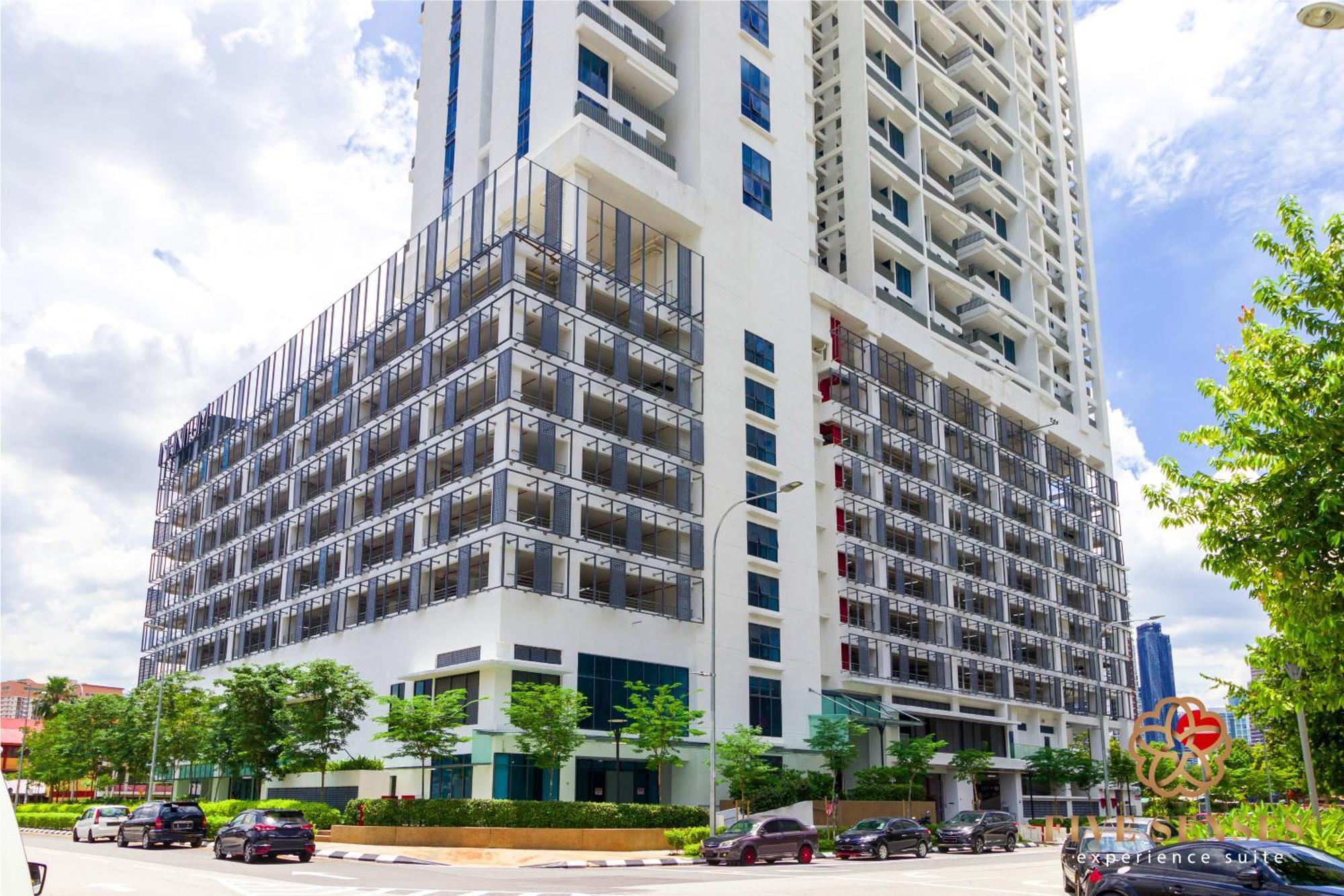 קואלה לומפור The Colony & The Luxe Signature Suites, Klcc מראה חיצוני תמונה